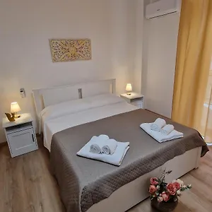 Pomelia House Włochy